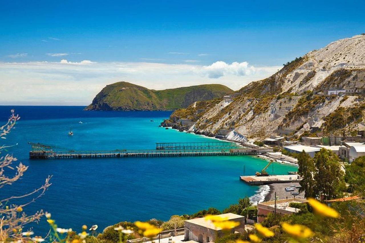 Escursione a VULCANO LIPARI SCIARA DEL FUOCO da Tropea