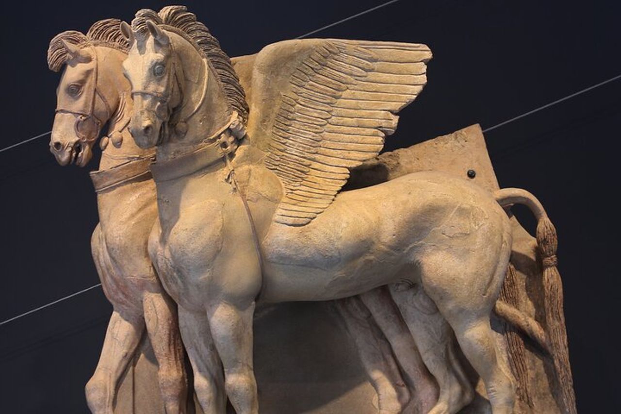 Tarquinia: capolavori etruschi Necropoli e Museo – Tour Privato — 4