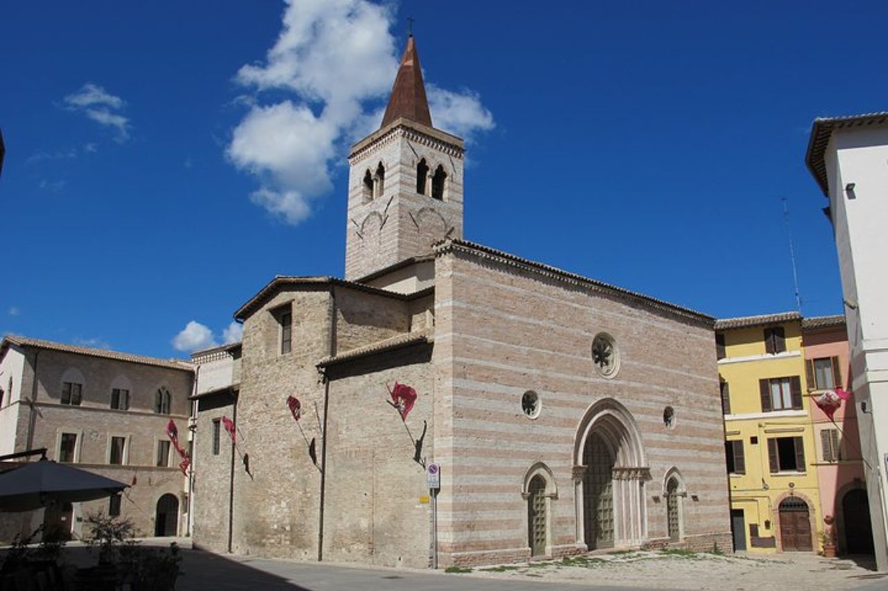 Foligno e gli affreschi di Palazzo Trinci, capolavoro del medioevo –Tour Privato — 4