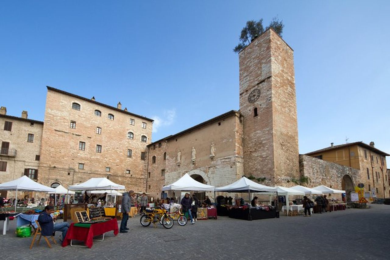Spello, dai mosaici romani ai capolavori del Pinturicchio – Tour Privato — 2