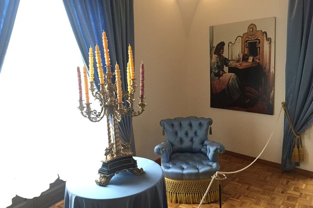 Trasferimento di andata e ritorno: Museo Dalí a Figueres con pranzo (facoltativo) — 3