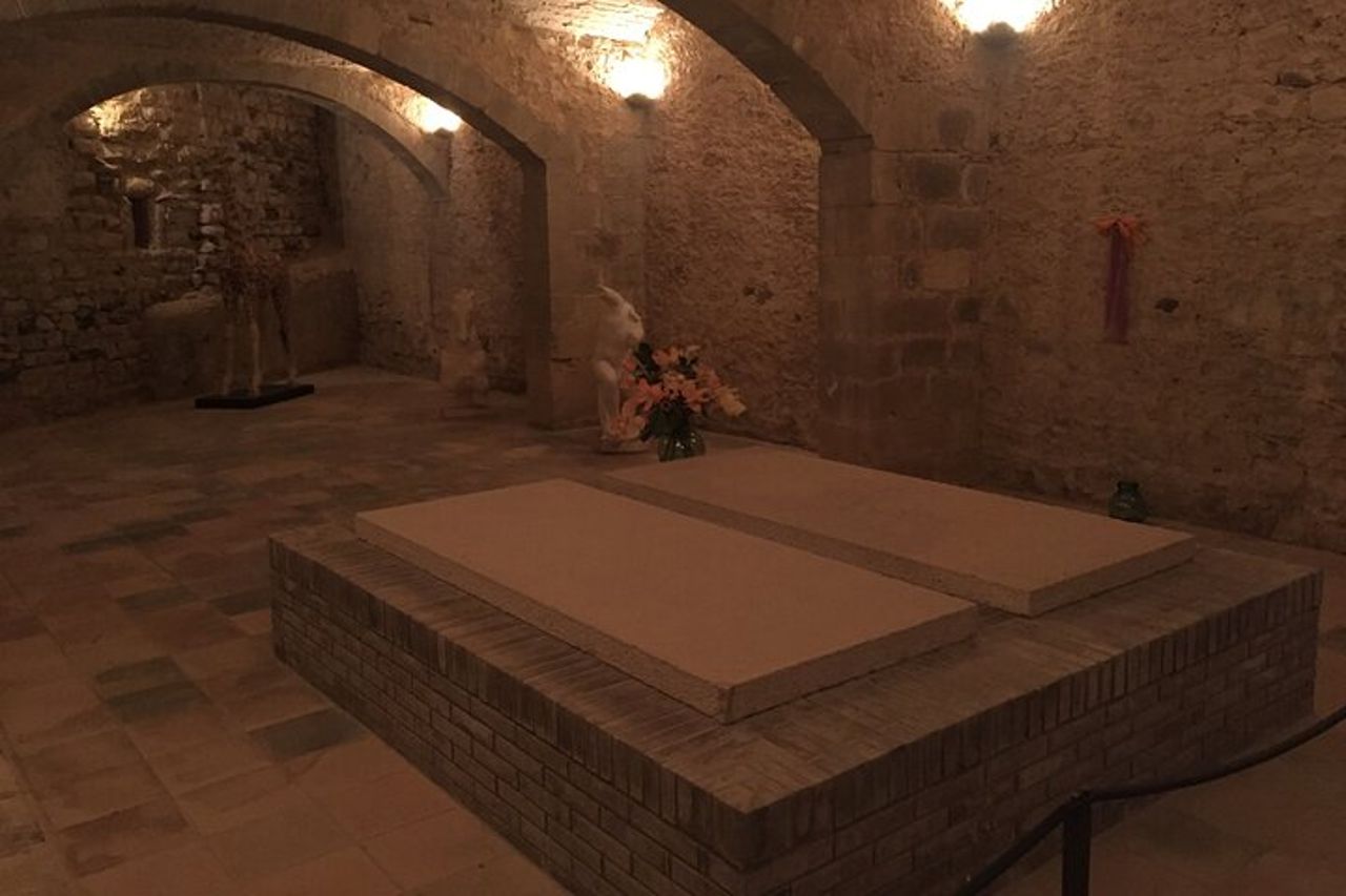 Trasferimento di andata e ritorno: Museo Dalí a Figueres con pranzo (facoltativo) — 7