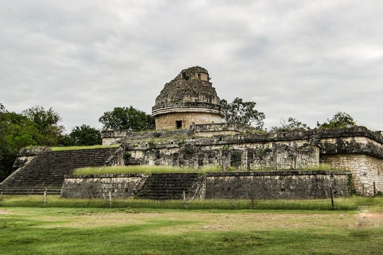 Saltafila: tour privato di Chichen Itza, cenote sacro e pranzo — 5