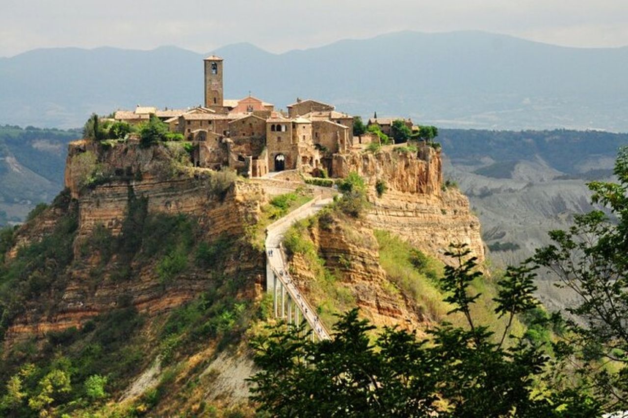 Orvieto e Civita incantano con la gita di un giorno da Roma