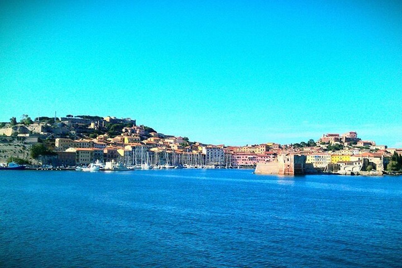 Portoferraio, il villaggio di pescatori scelto da Etruschi, Medici e Napoleone — 4