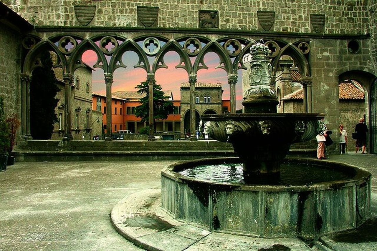 Mezza Giornata Privata Guidata ai Segreti di Viterbo