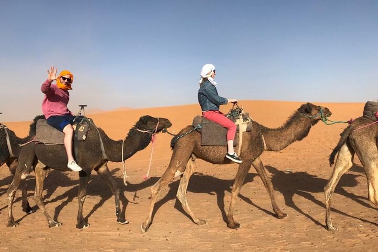 Fes To Marrakech: tour di 3 giorni attraverso il deserto di Merzouga e Cammello — 8