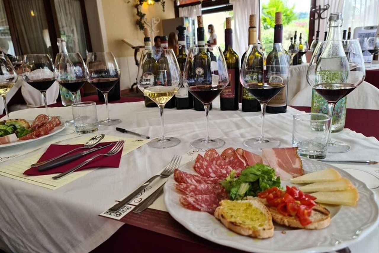 Heart of Chianti Classico - Pranzo con 2 cantine incluso - Chianti Wine Tour — 5