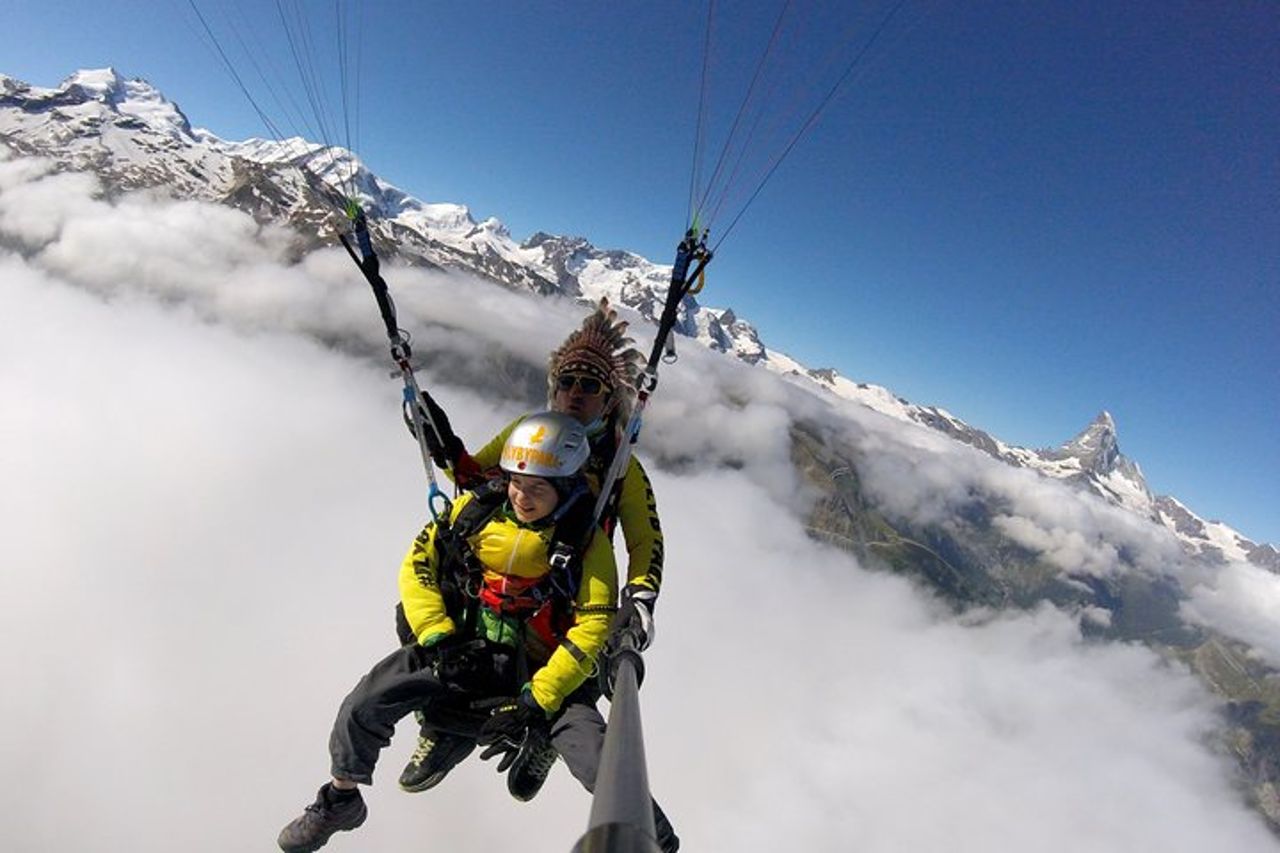 FLYMATTERHORN Parapendio VIP da Zermatt, con vista sul Cervino — 3