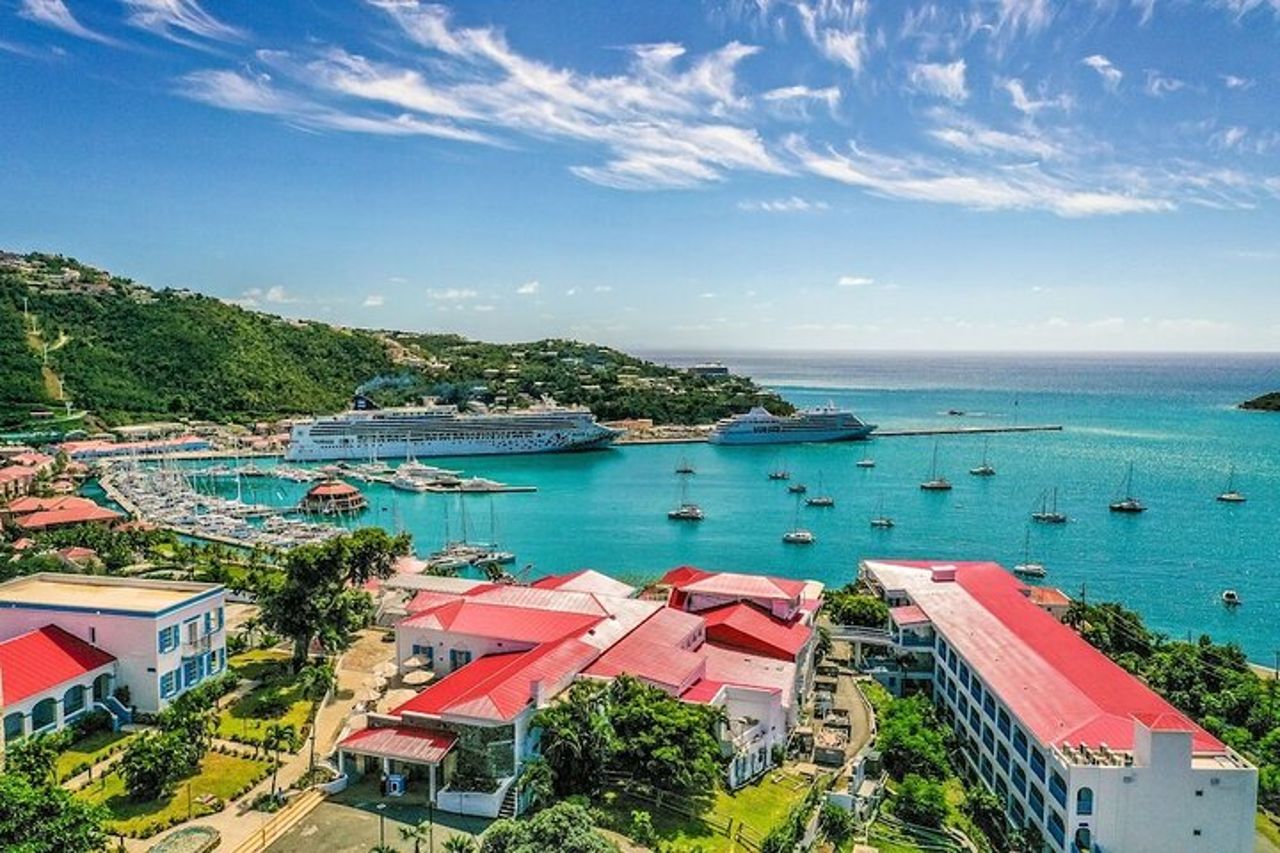 Paradise Taxi & Tours USVI Airport Trasporti Hampton by Hilton — 4