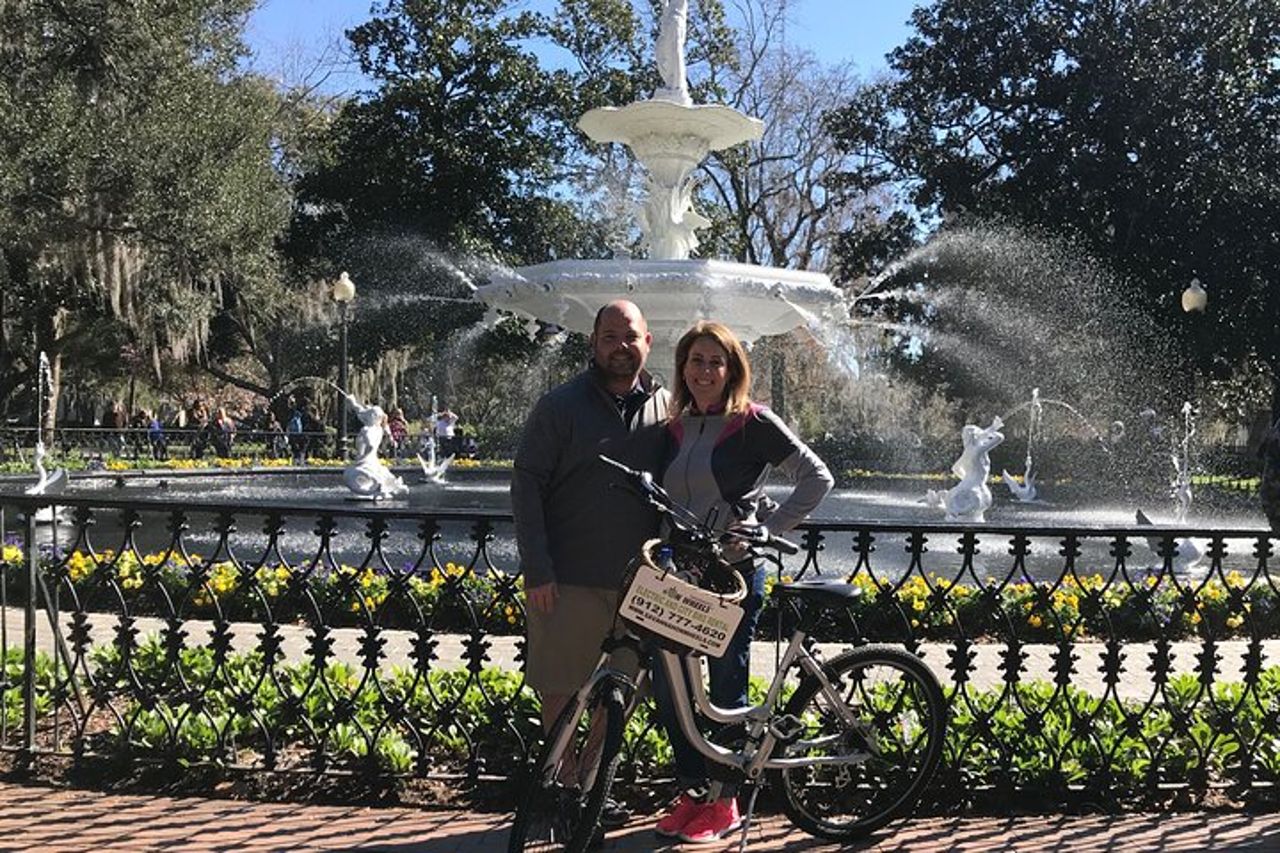 Tour storico in bici di Savannah e Keep Bikes After Tour — 5
