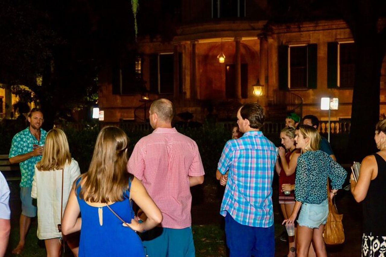 Tour dei fantasmi di Savannah per adulti TUTTE le bevande alcoliche incluse — 2