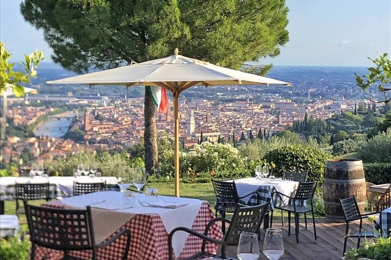 Degustazione di Vini con Vista Panoramica — 7