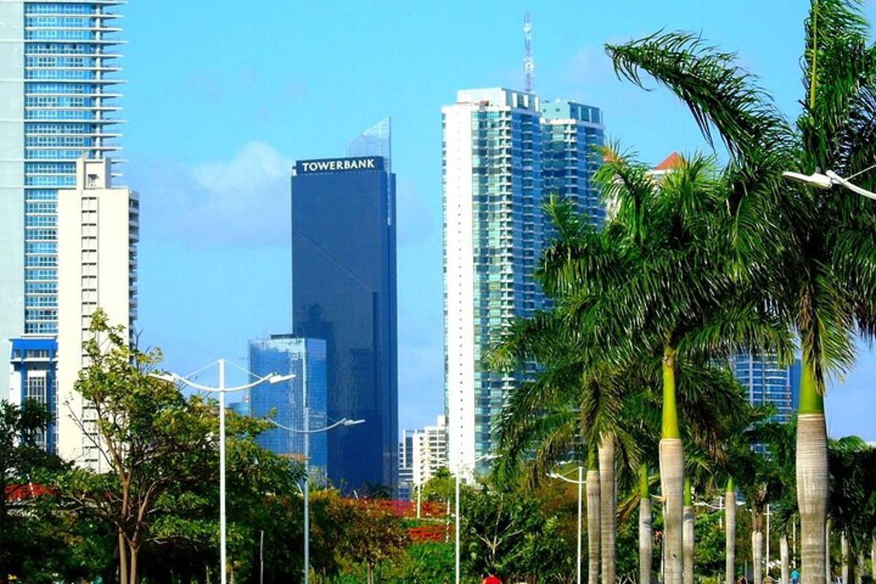 Crociera Excursion Colon: tour della città di Panama e serrature di Miraflores — 7