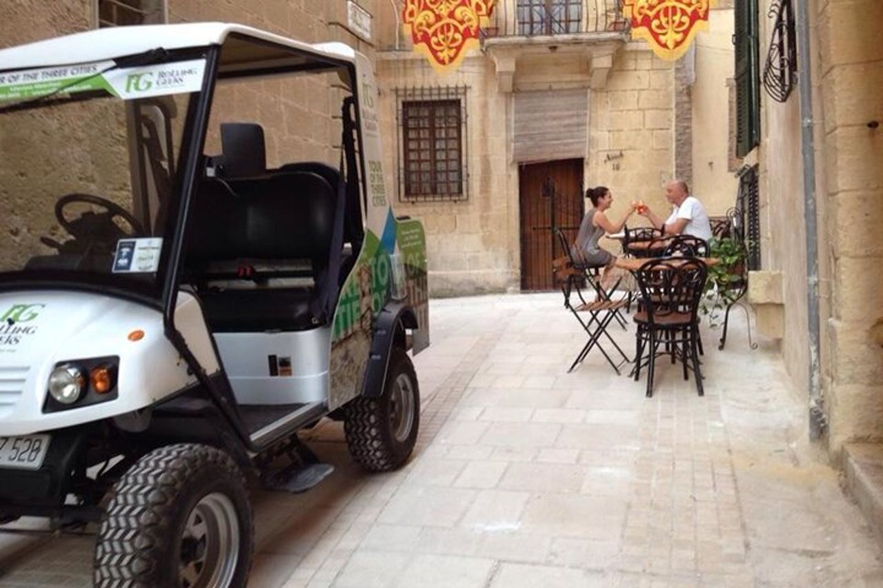 Esplora Malta in un tour autonomo in auto elettrica — 9