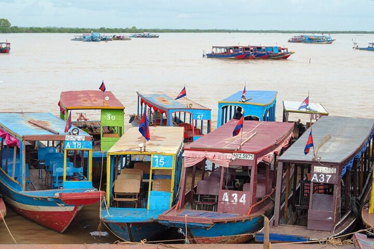 Tonle Sap Lake & Kampong Khleang Village Tour di un giorno — 4
