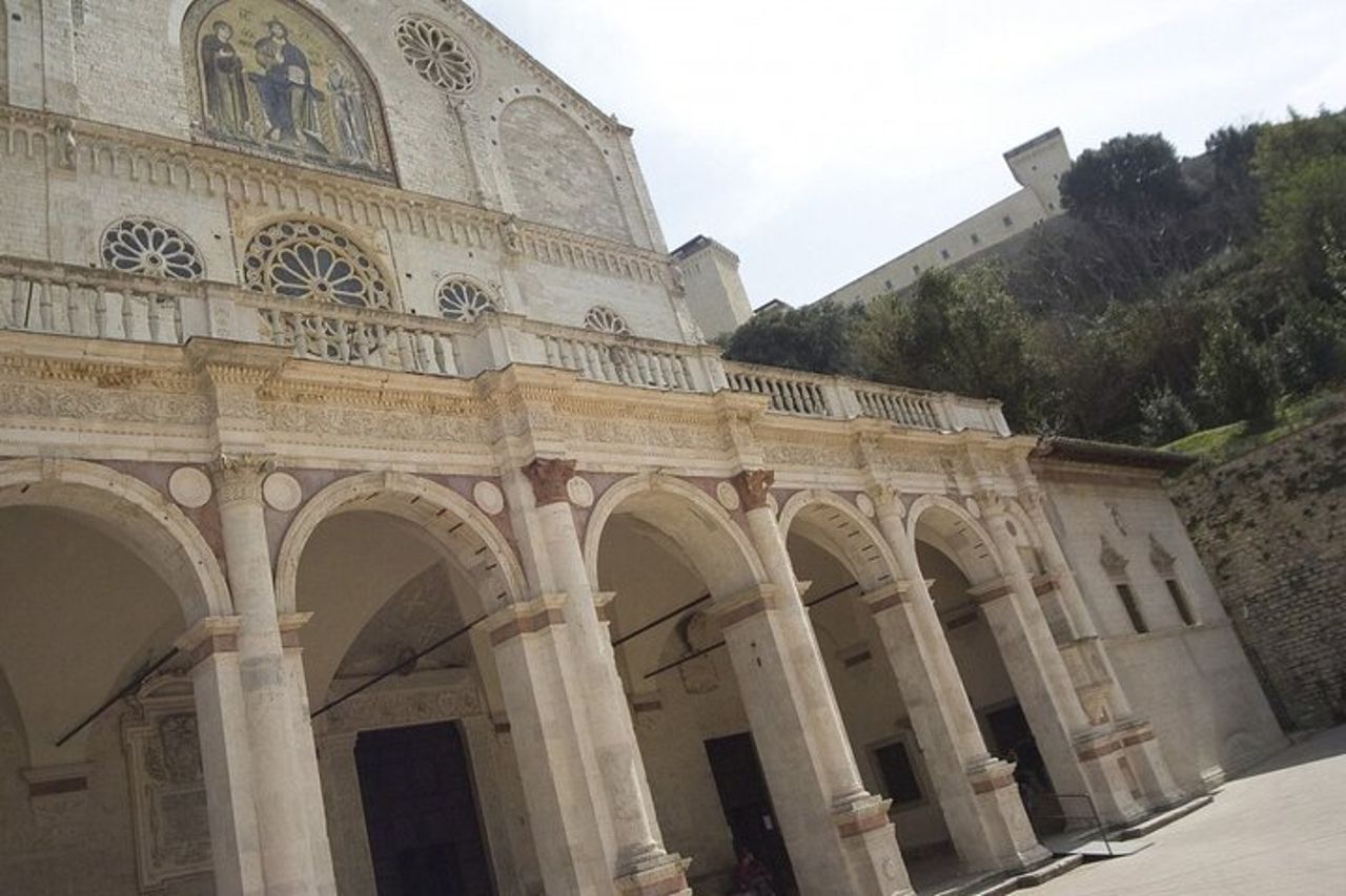 Tour privato a piedi di Spoleto con Guida Ufficiale — 3