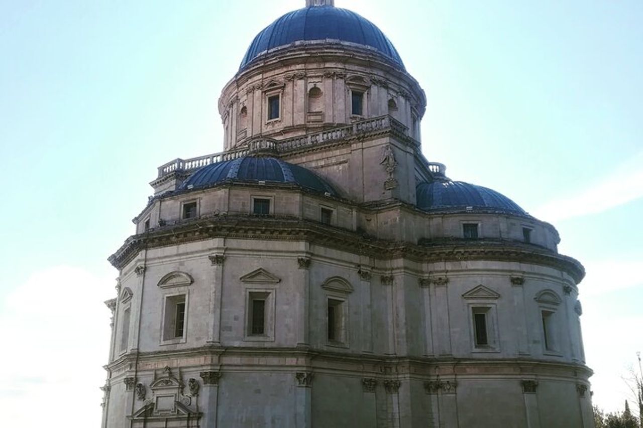 Tour privato di Todi con guida locale — 3