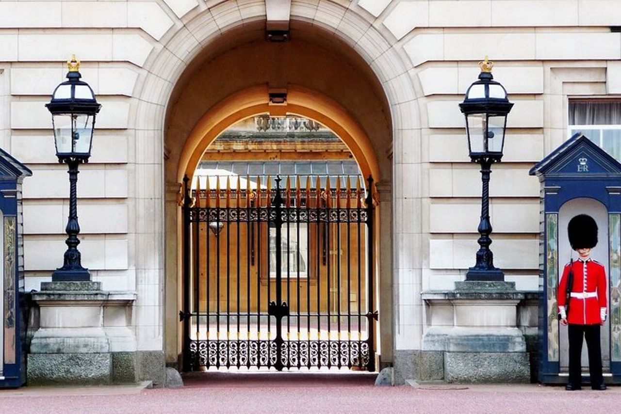 Tour guidato della Royal London con cambio della guardia — 4