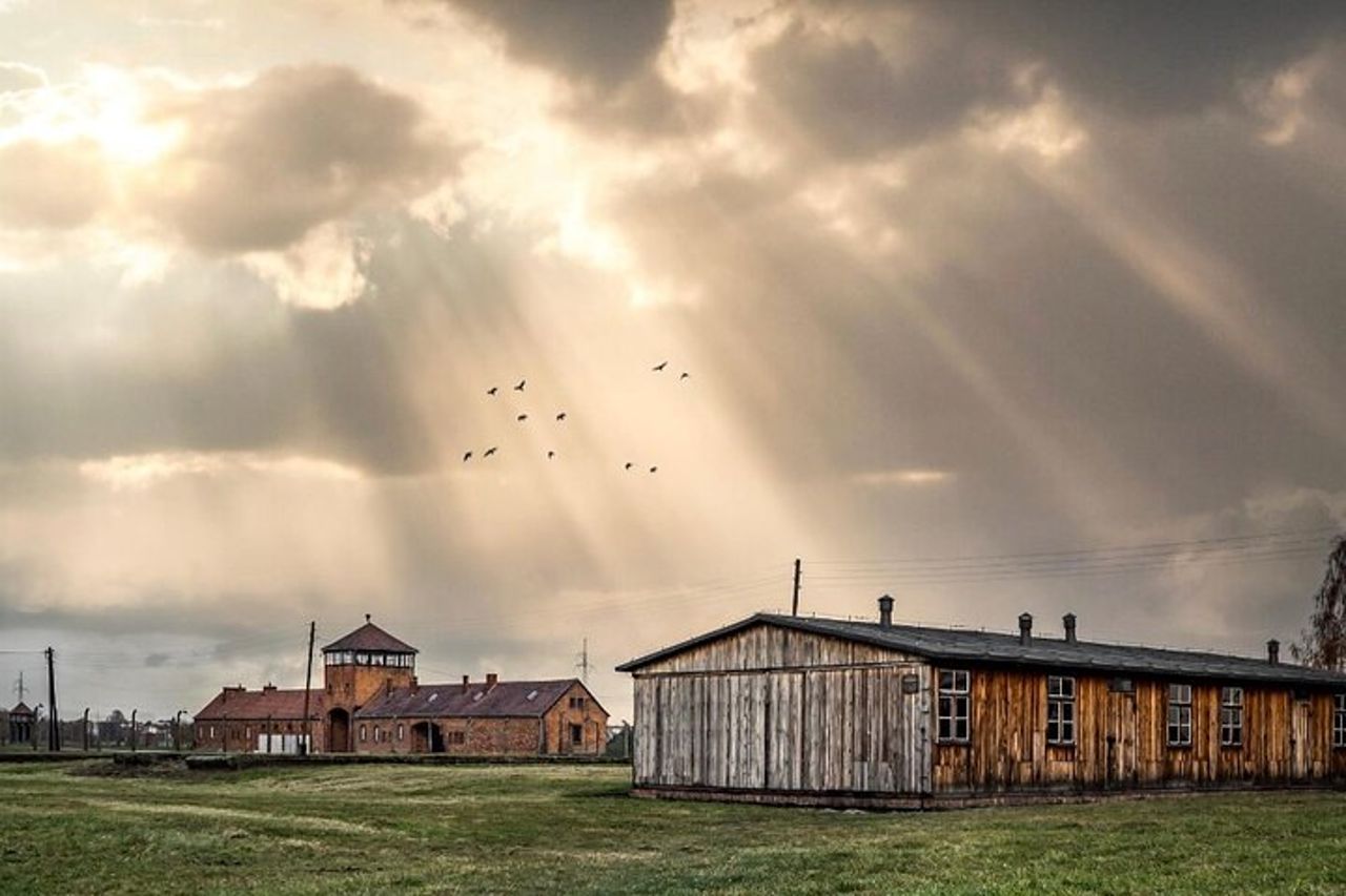 Auschwitz e Birkenau SENZA BIGLIETTI trasporto da Cracovia