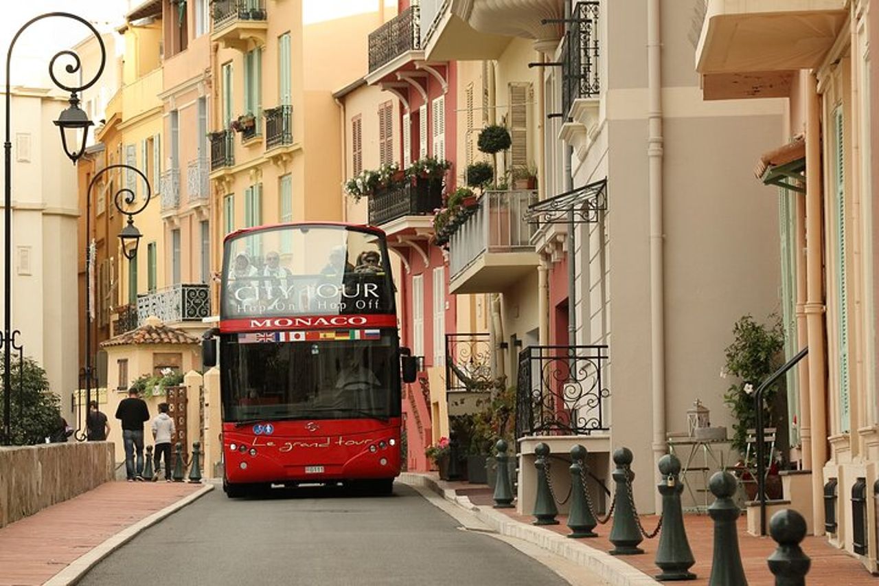 Tour in autobus turistico Hop on Hop Off di Monaco — 9