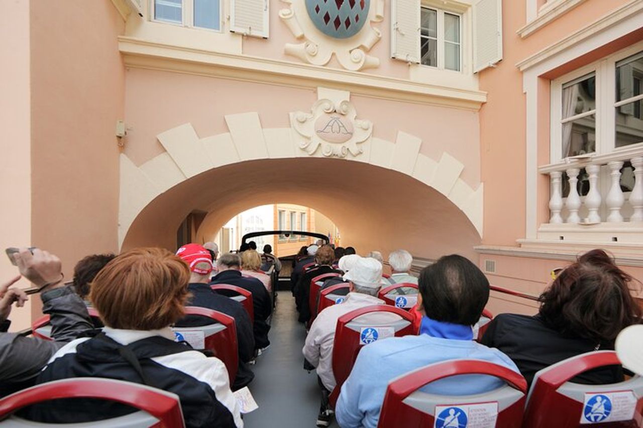 Tour in autobus turistico Hop on Hop Off di Monaco — 8