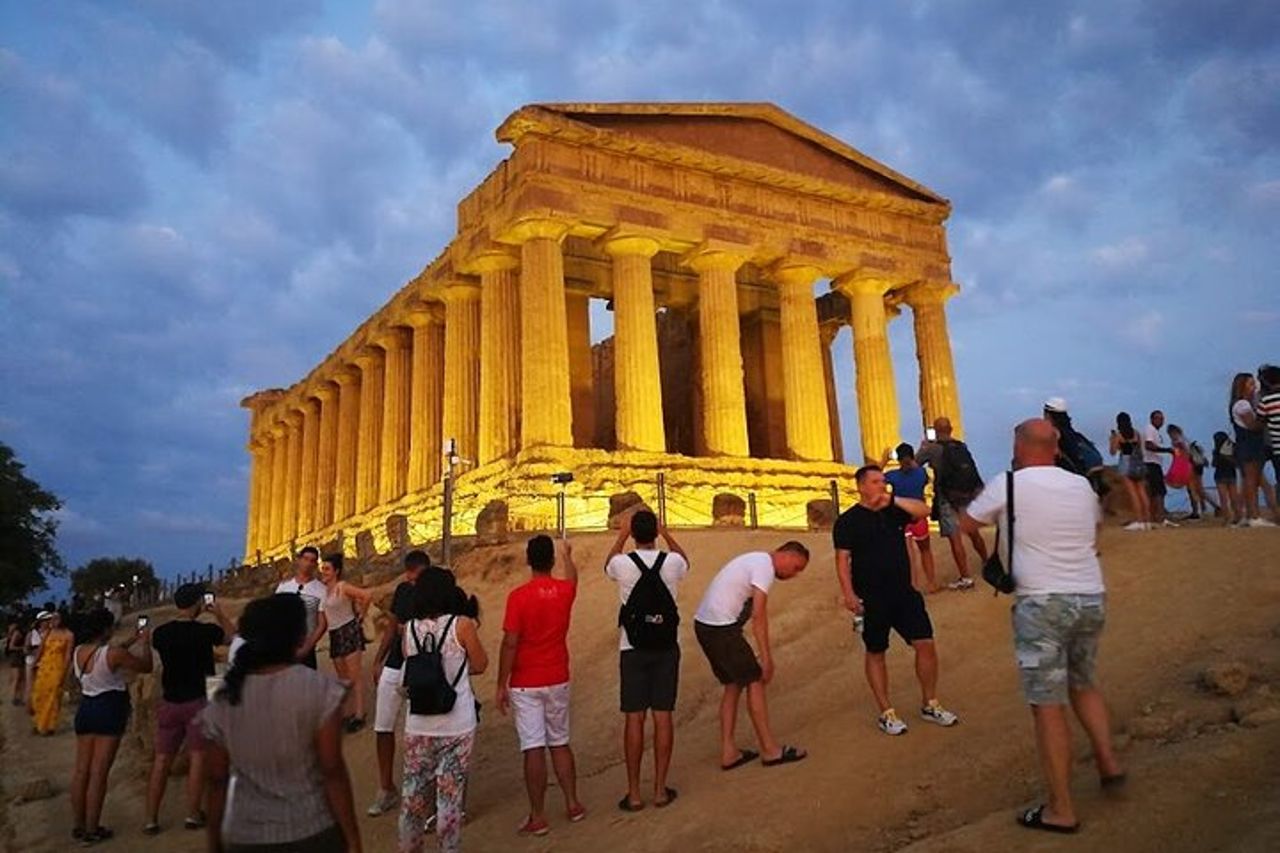 Tour al tramonto della Valle dei Templi — 3