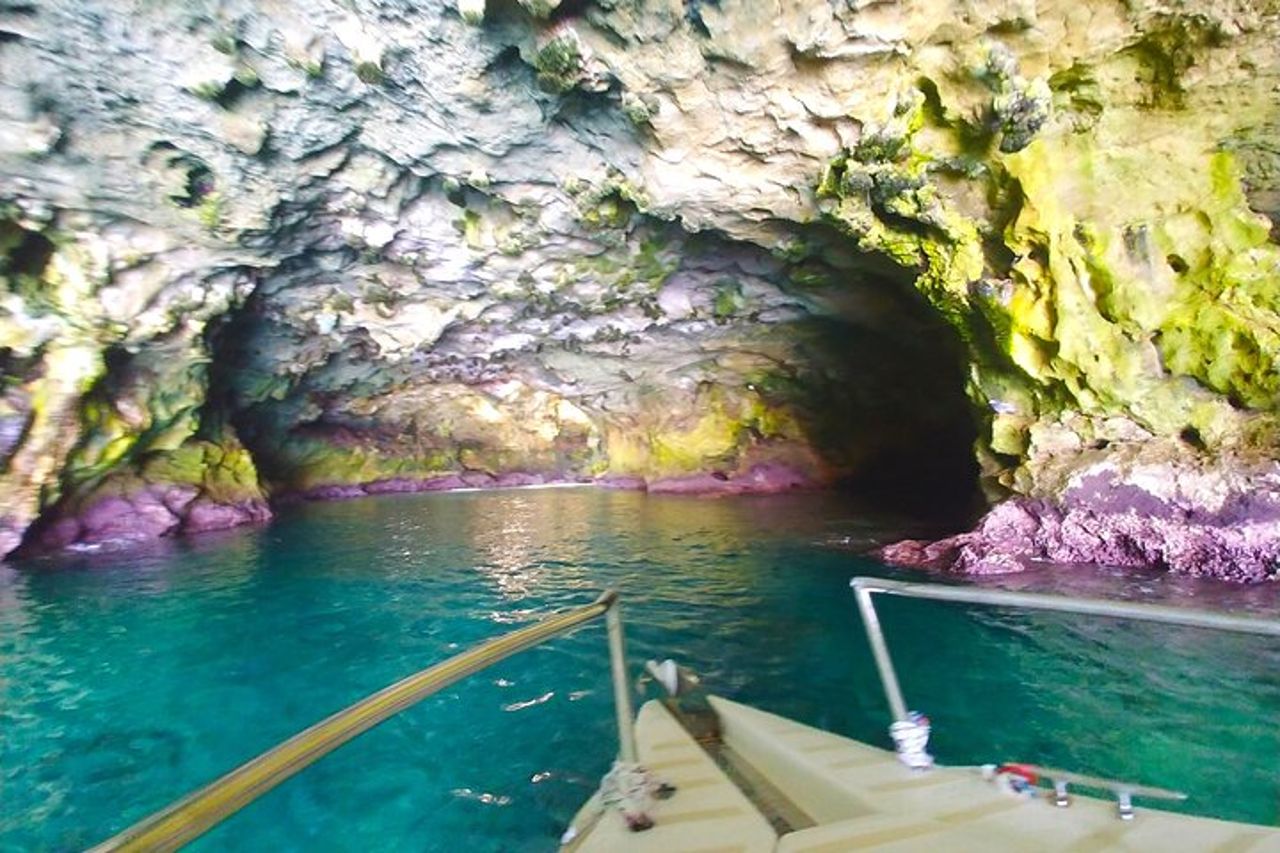 Le Grotte Marine di Polignano a Mare in Barca — 2