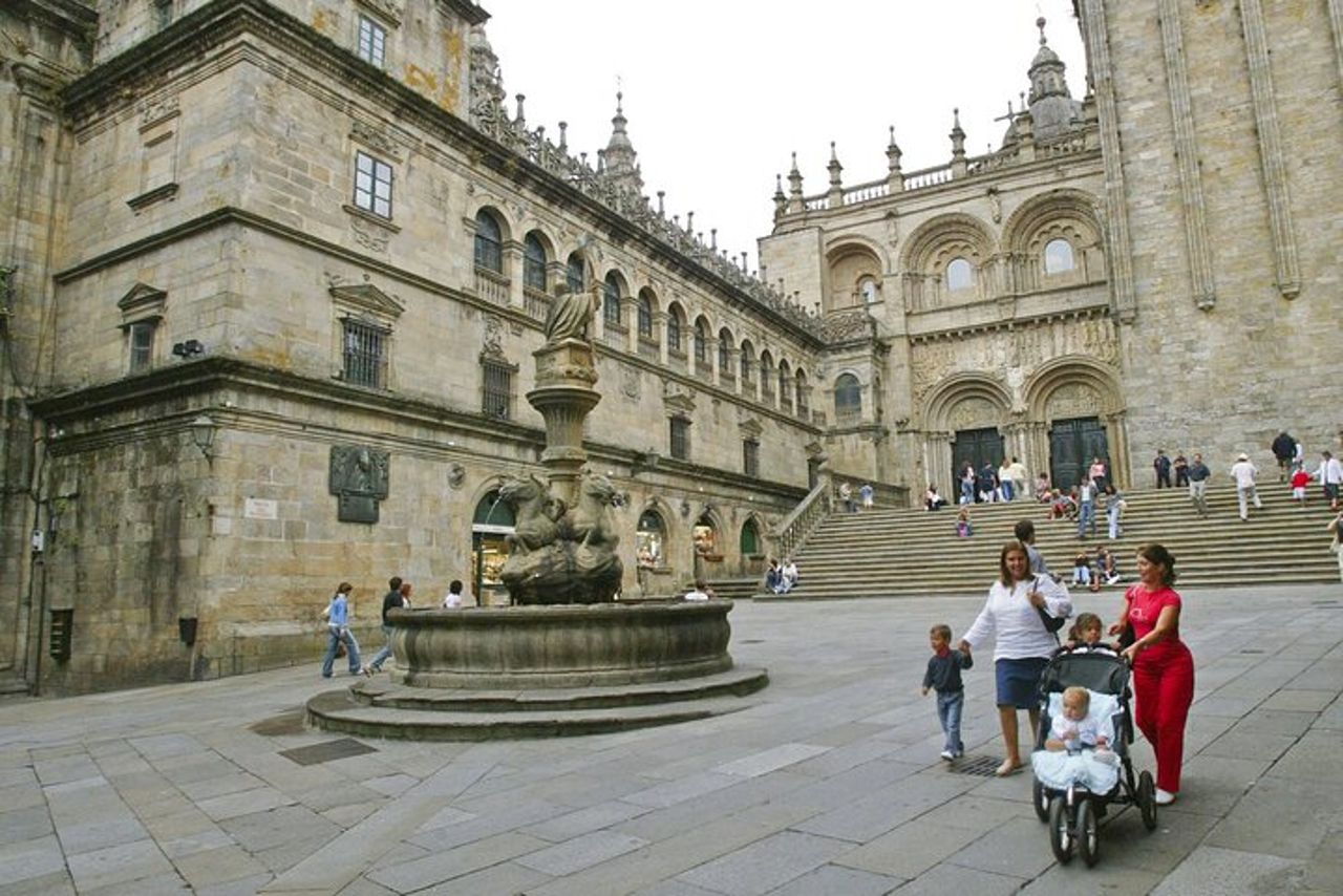 Tour privato a piedi di Santiago de Compostela con biglietto per la cattedrale — 5
