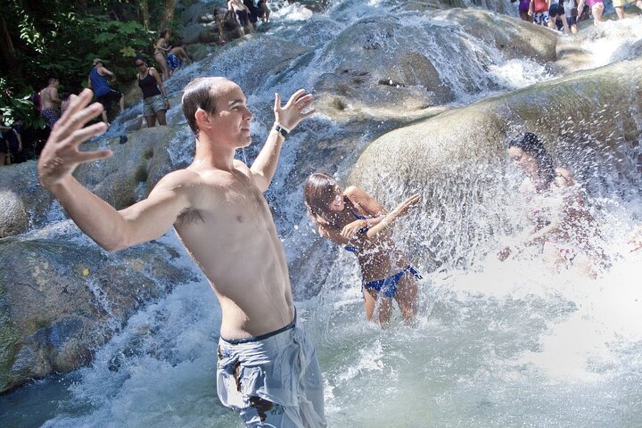 Tour guidato di Zipline Canopy e Dunn's River Falls con ingresso da Falmouth — 6