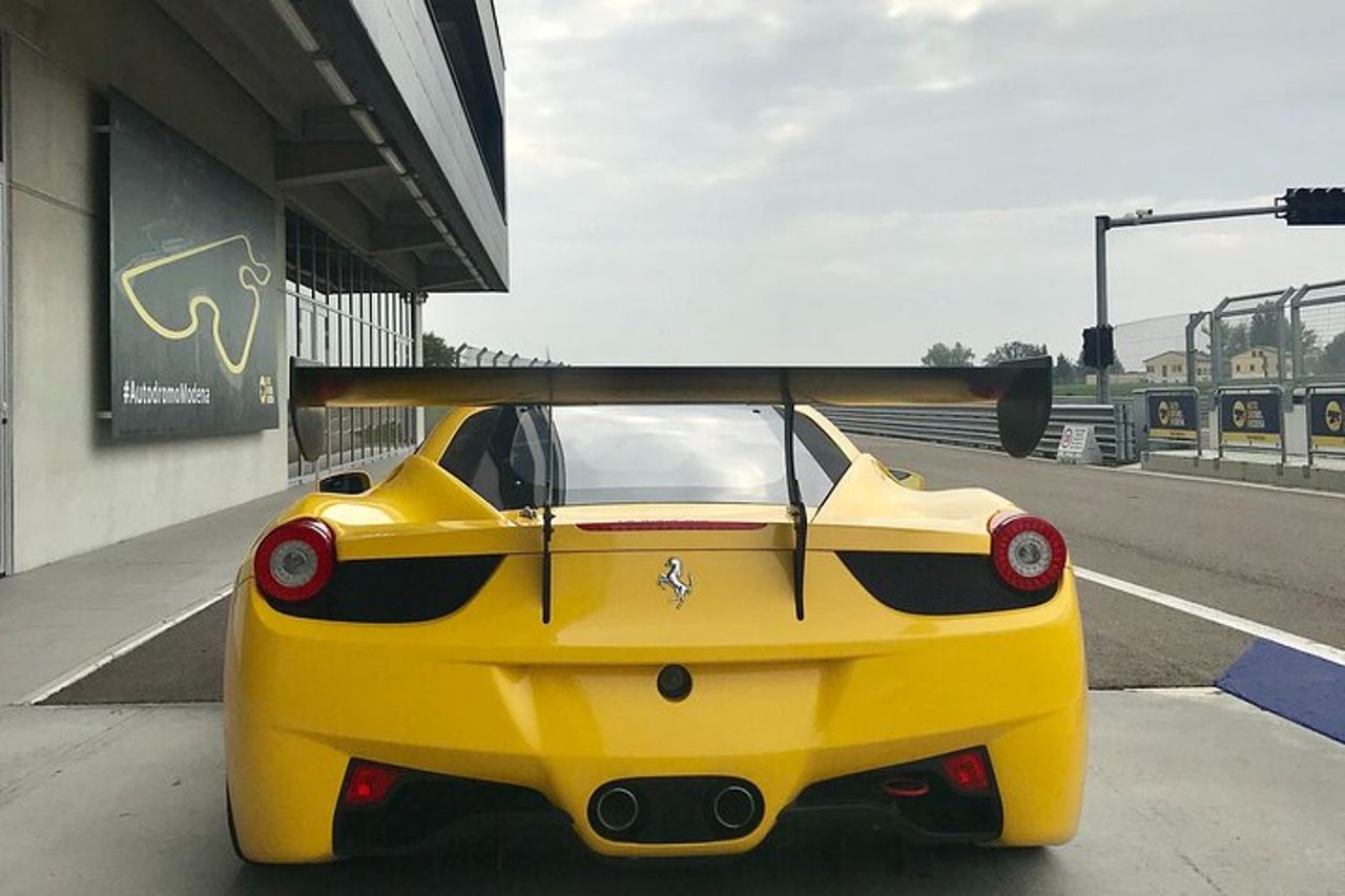 Test Drive Ferrari Maranello e Modena: strada + autodromo — 7