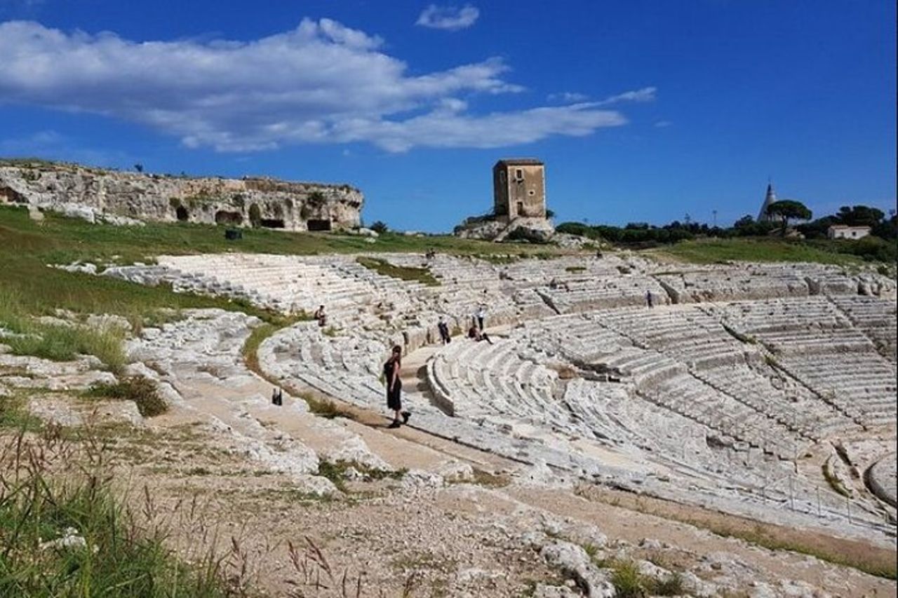 Taormina, Savoca e Castelmola tour di un giorno in piccolo gruppo con pranzo — 6