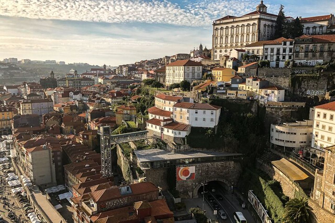Tour privato di mezza giornata in tuk tuk di Porto — 2