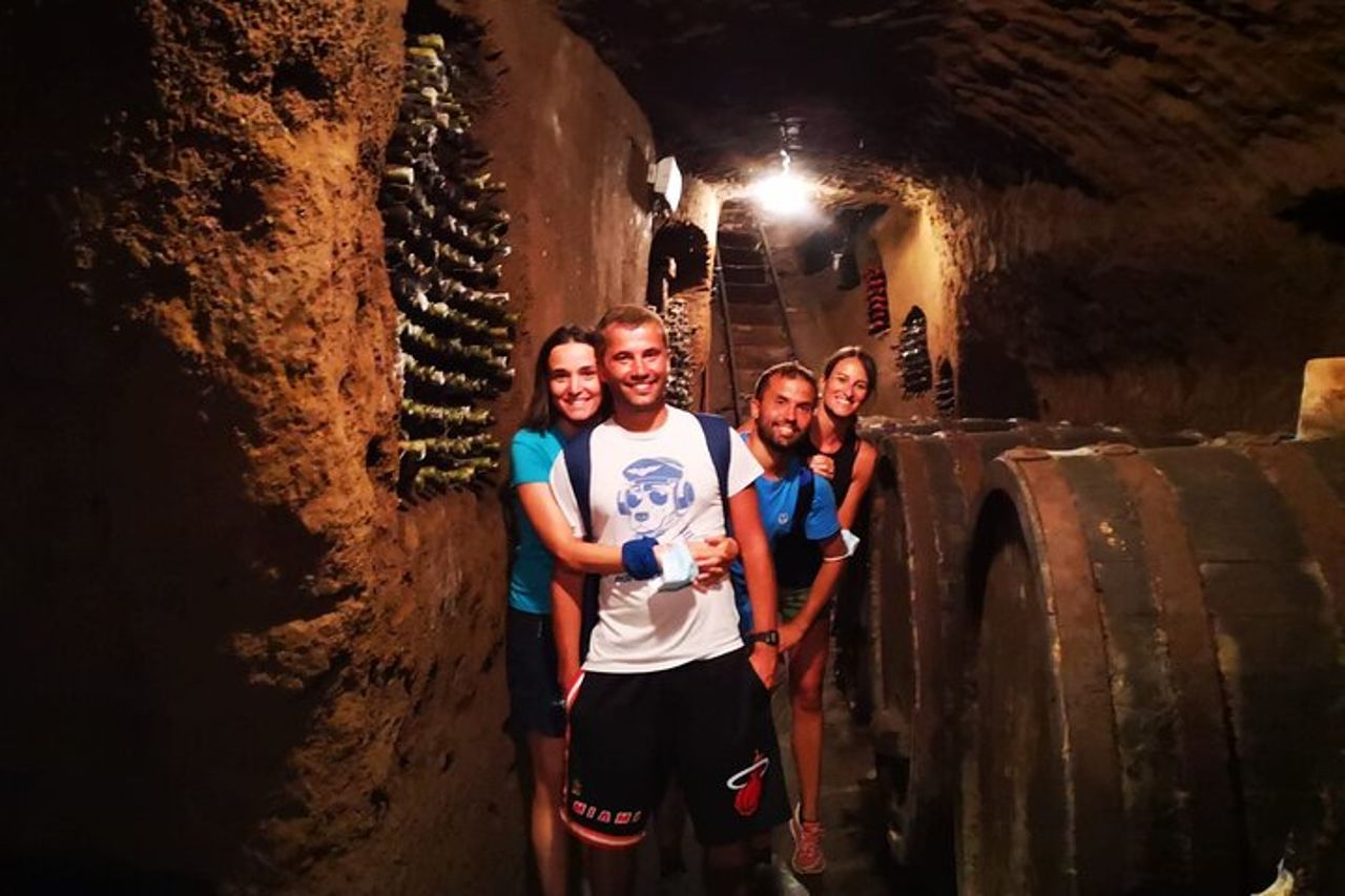 E-bike tour in Orvieto in piccolo gruppo: storia, cultura con pranzo o cena — 6