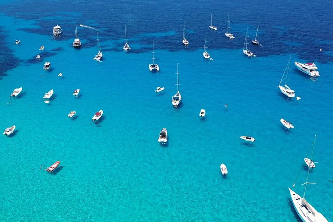 Egadi Day alla scoperta di Favignana e Levanzo da Trapani — 2