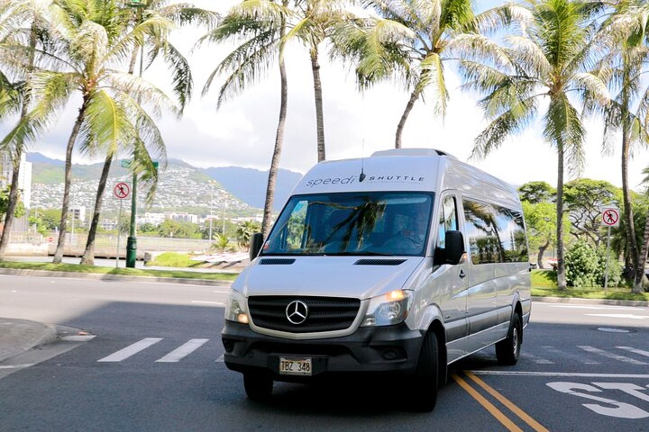 Trasferimento condiviso di arrivo: aeroporto di Maui all'hotel