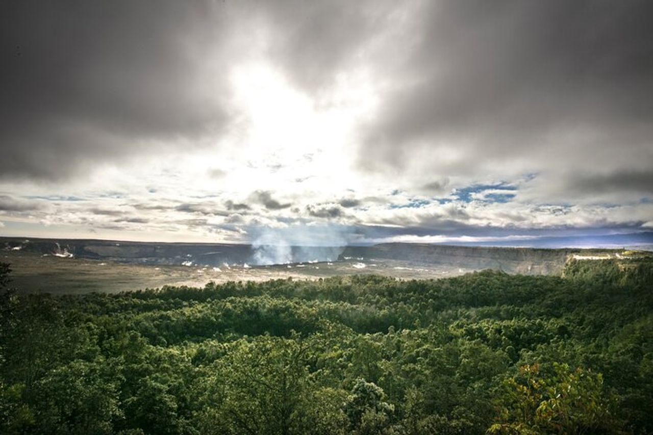 Tour serale dell'esploratore del vulcano da Kona