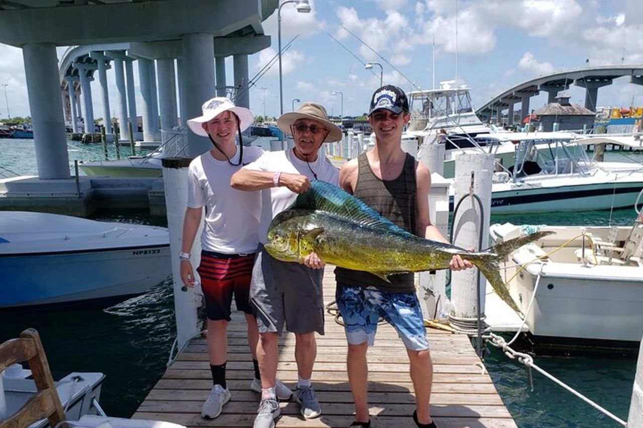 8 ore 38 piedi Reel Dreams Private Charter Nassau — 2