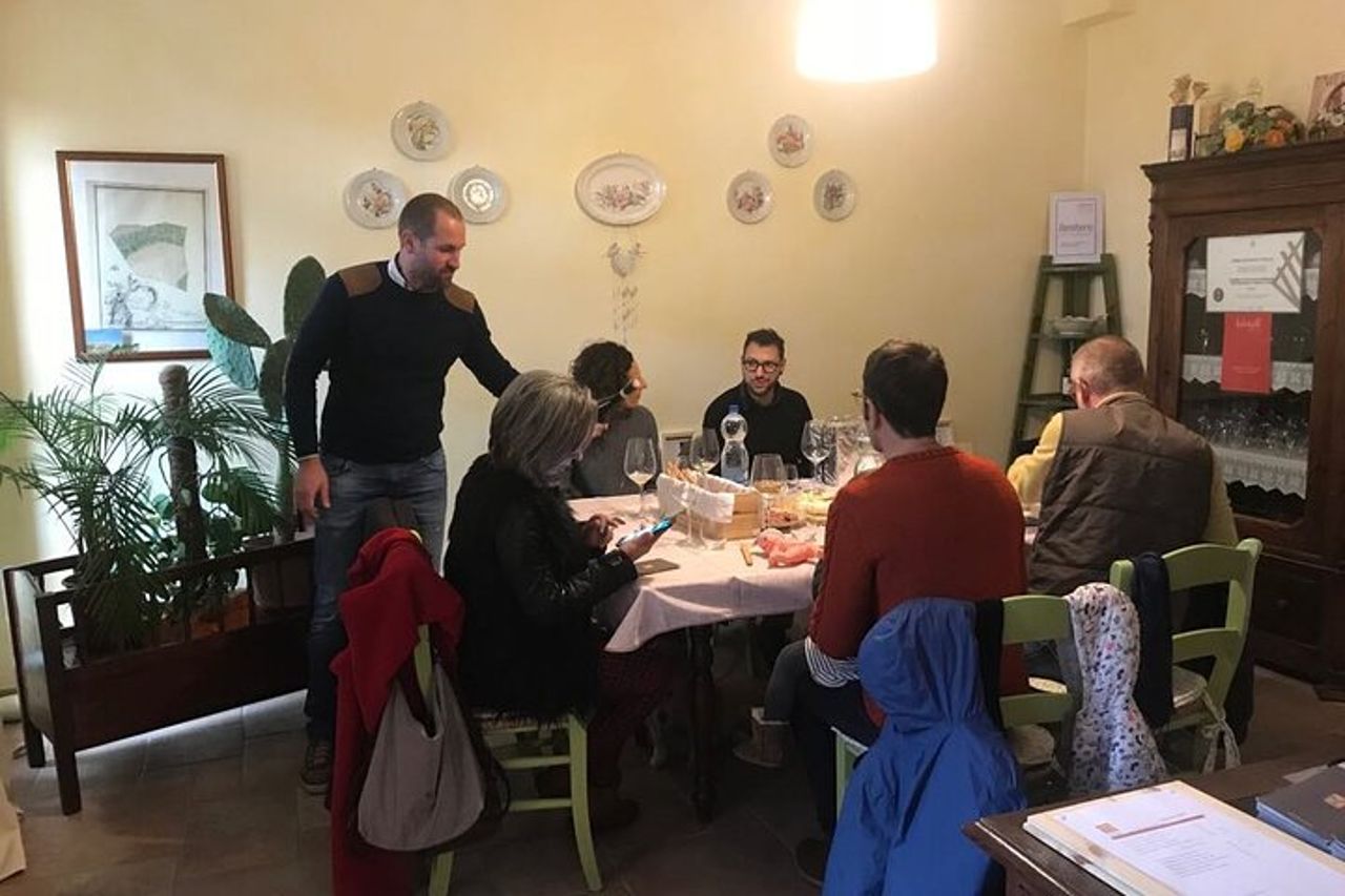 Barolo & Barbaresco Wine Experience con un Vignaiolo Locale / Asti — 2