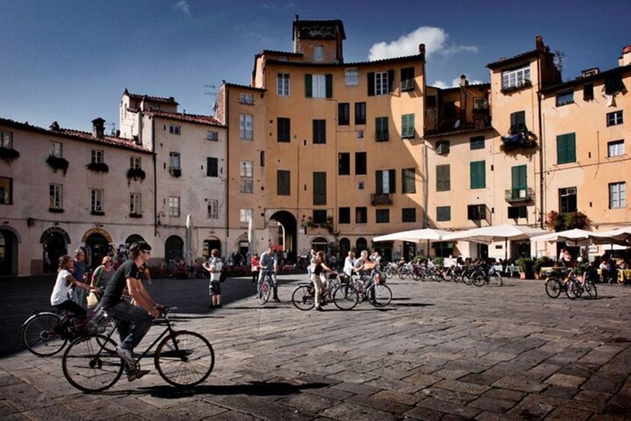 Lucca : Tour in bicicletta con guida autonoma — 6