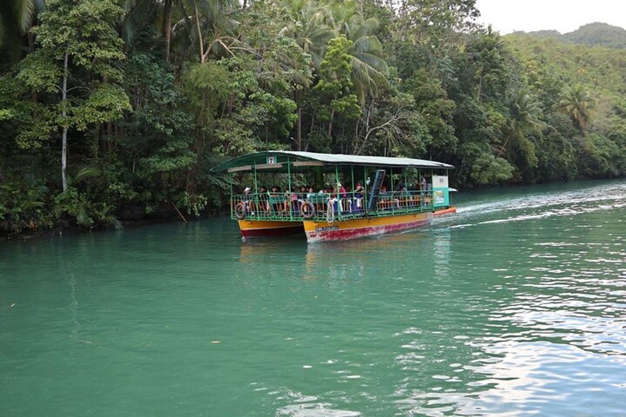 Private Bohol e Chocolate Hills con Loboc River Cruise — 6