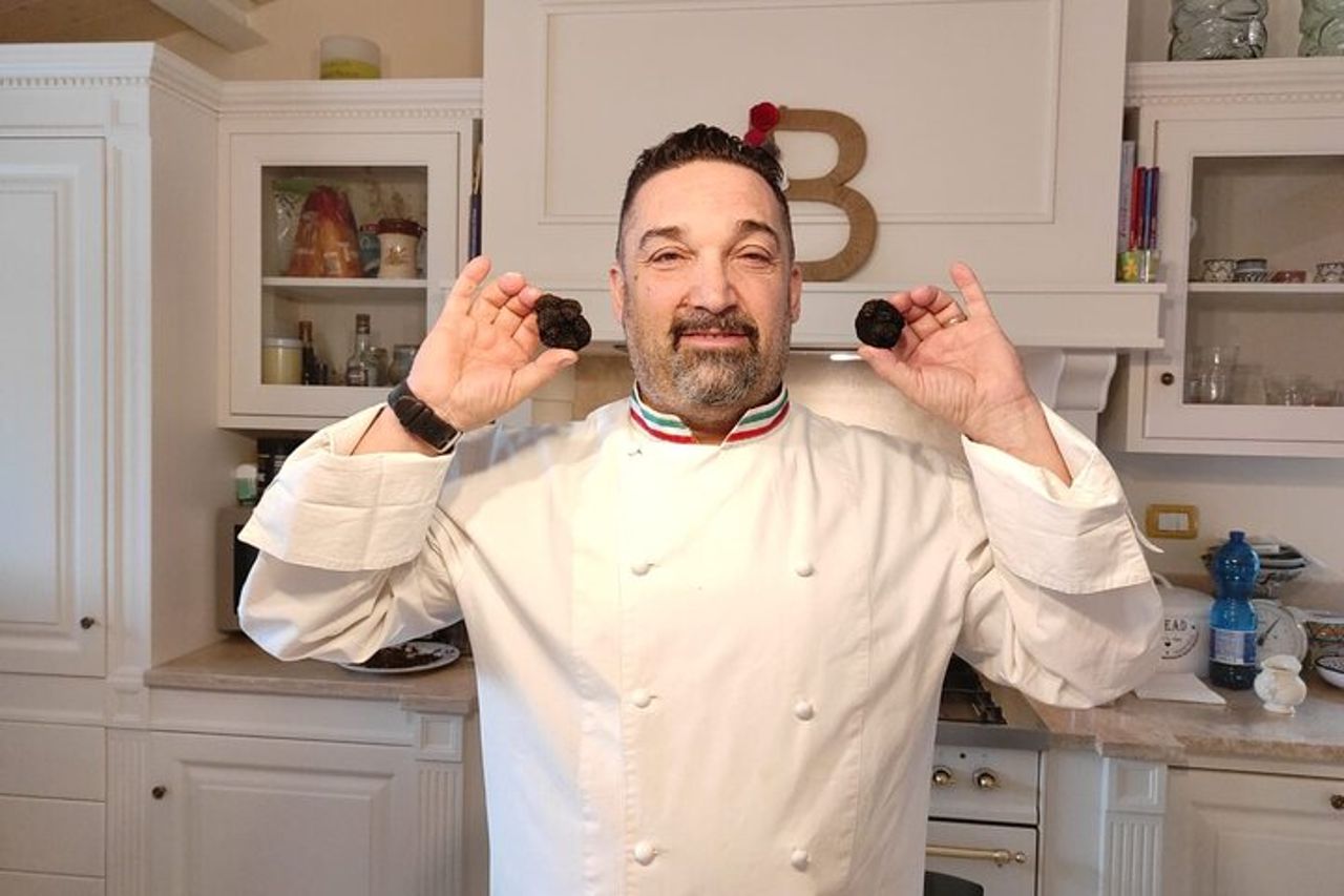 Spoleto Truffle Experience : Pasta fatta a mano con uno Chef locale — 8