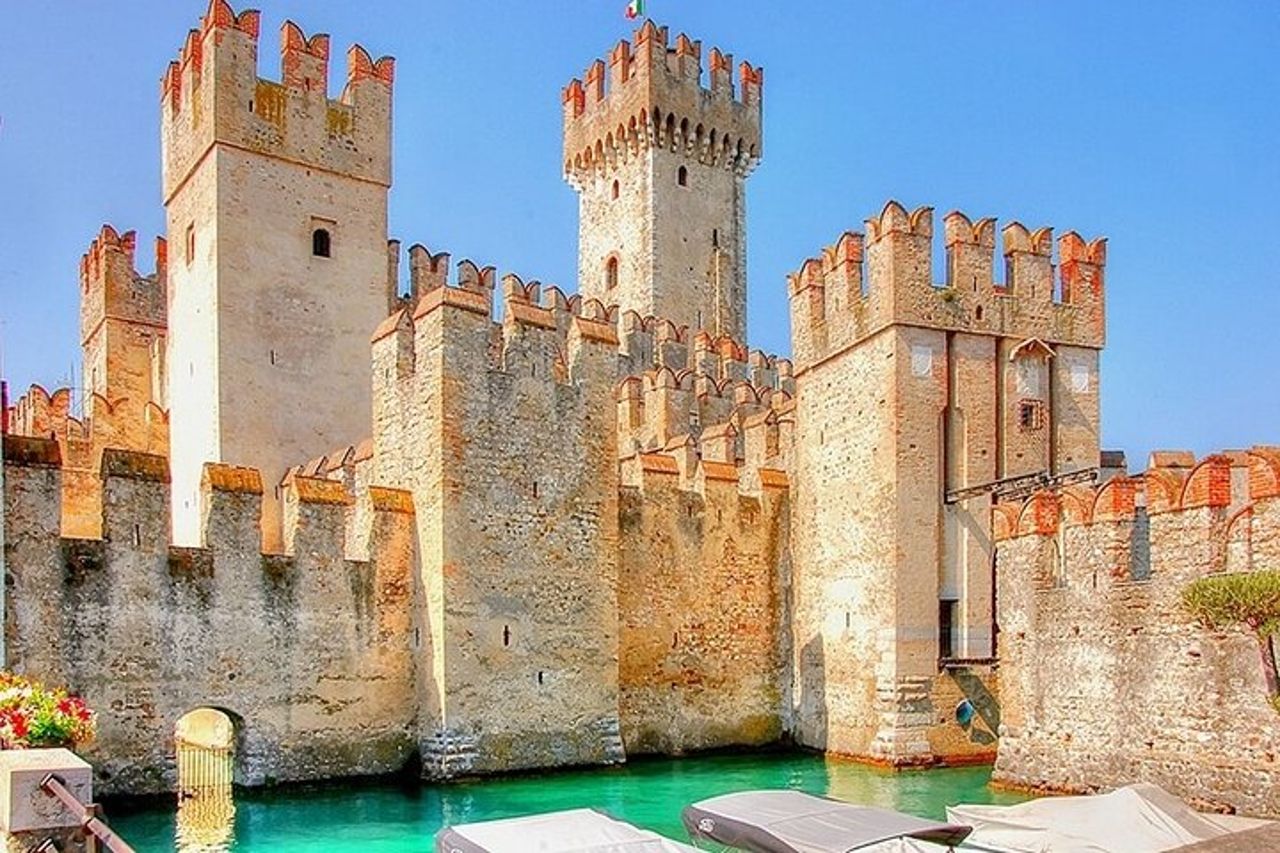 Verona e Sirmione Garda Lake Private Tour