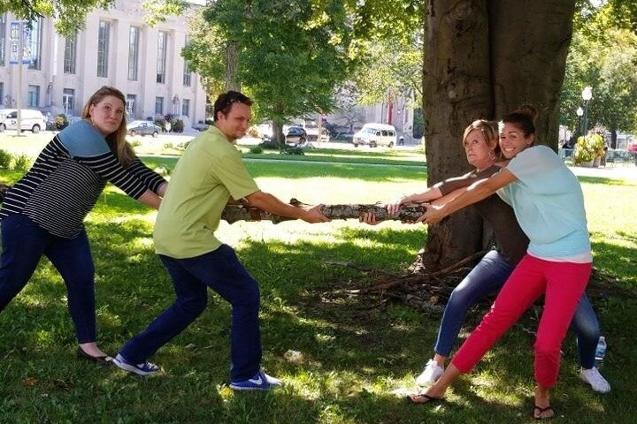 Avventura di caccia al tesoro a Louisville di Zombie Scavengers — 2