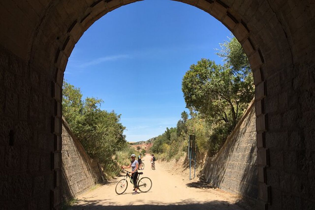 Ciclismo - Via Verde de la Sierra - 36 km - Livello facile — 8