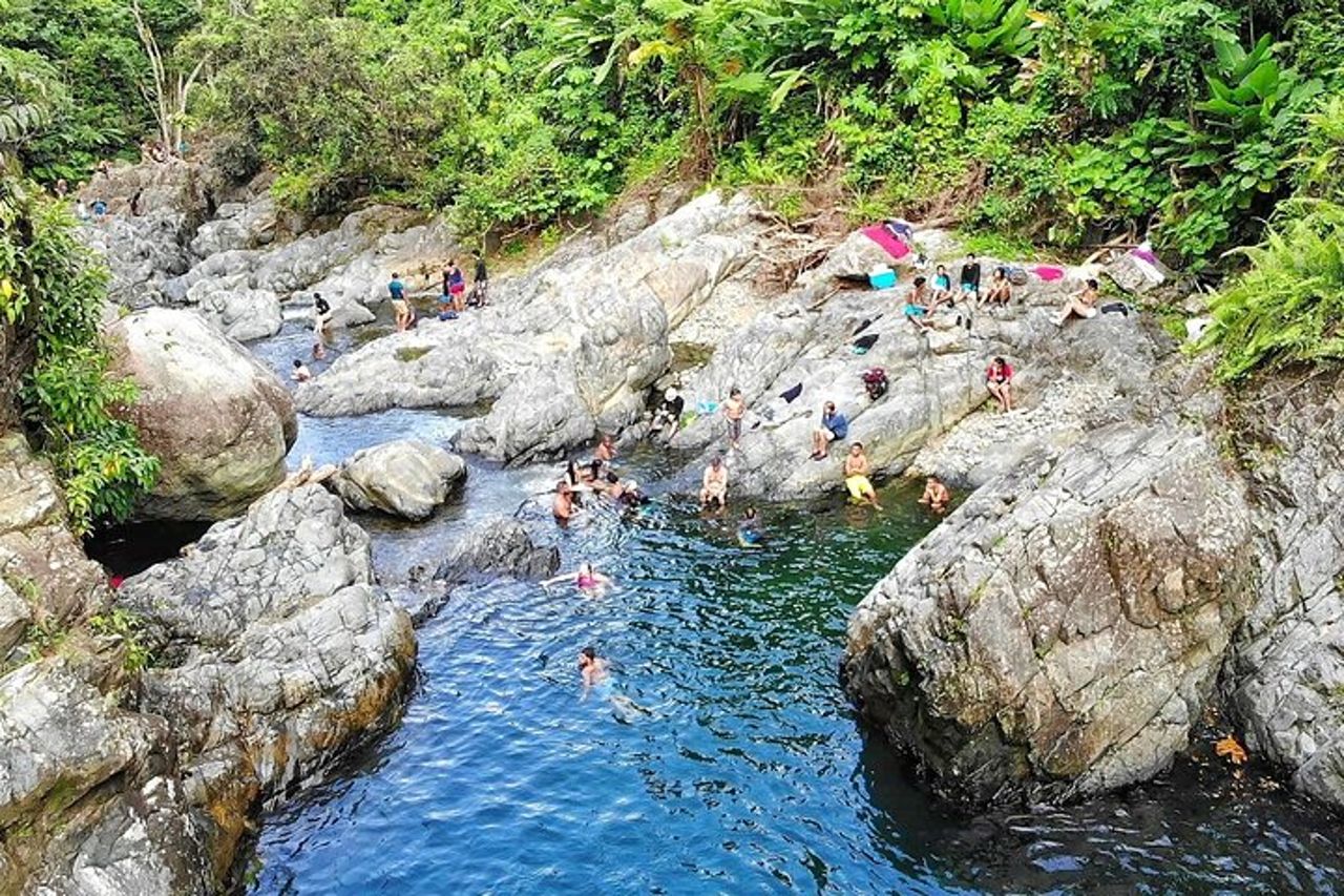 Tour del trio: El Yunque, Luquillo Beach e kayak notturno a Bio Bay