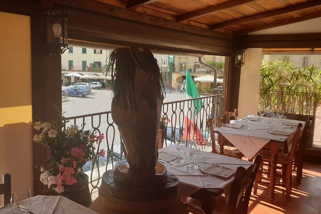Giro in carrozza e pranzo in un ristorante tipico nel cuore del Chianti — 2