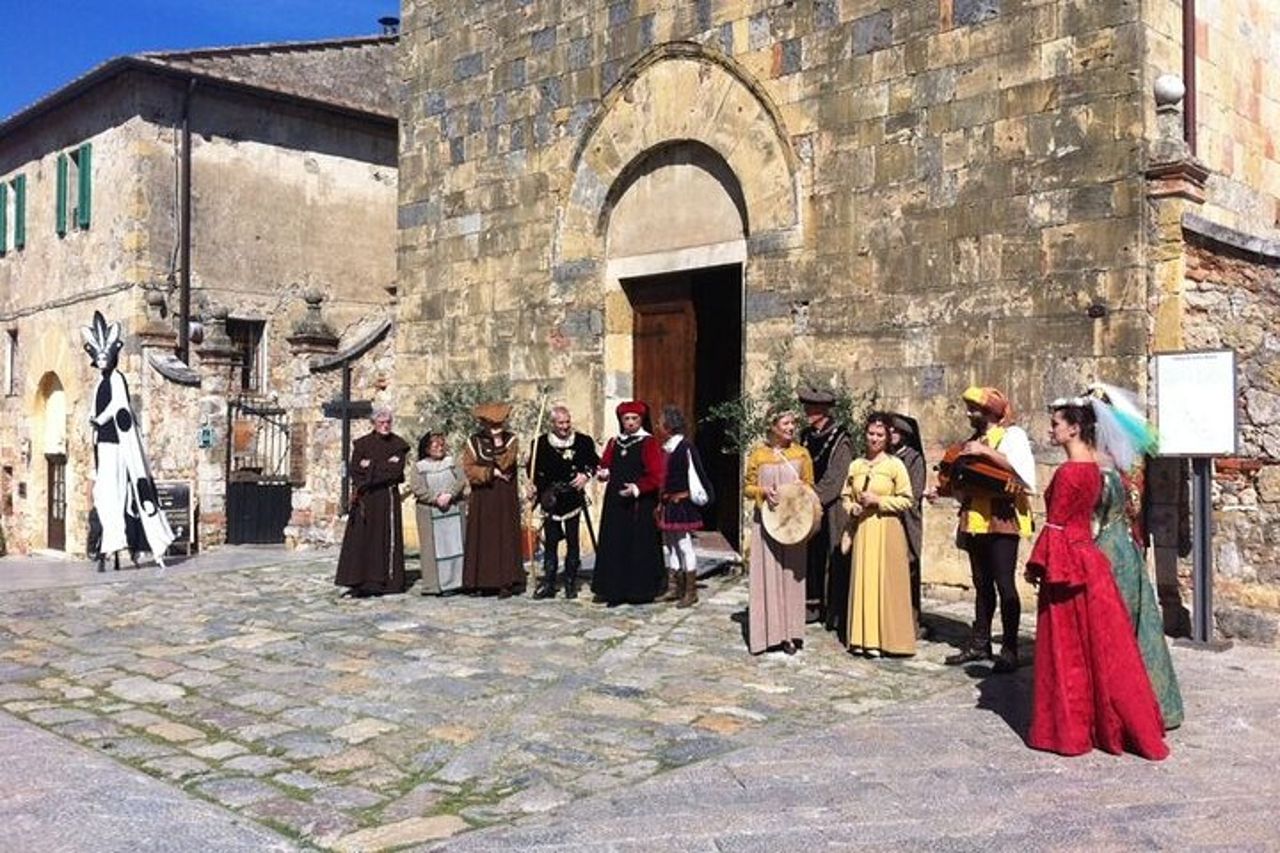 San Gimignano e l'esperienza della cantina con pranzo leggero da Lucca — 3