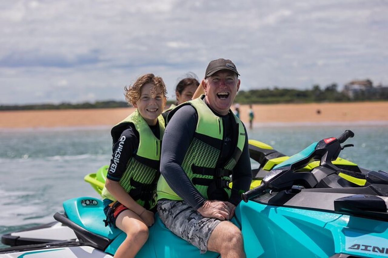 75 minuti Die Another Day Jet Skiing a Darwin — 4