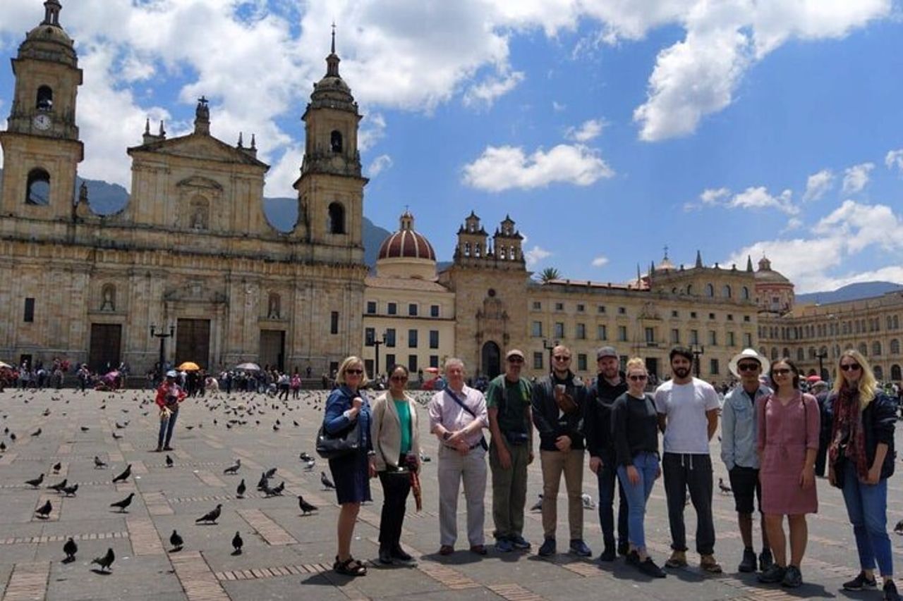 Tour condiviso della storica Candelaria a Bogotá — 6